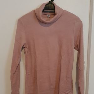 Pink lomg sleeve turtle neck